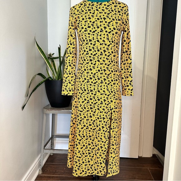 H&M Yellow Black Long Sleeve CRINKLED JERSEY DRESS - Picture 1 of 13